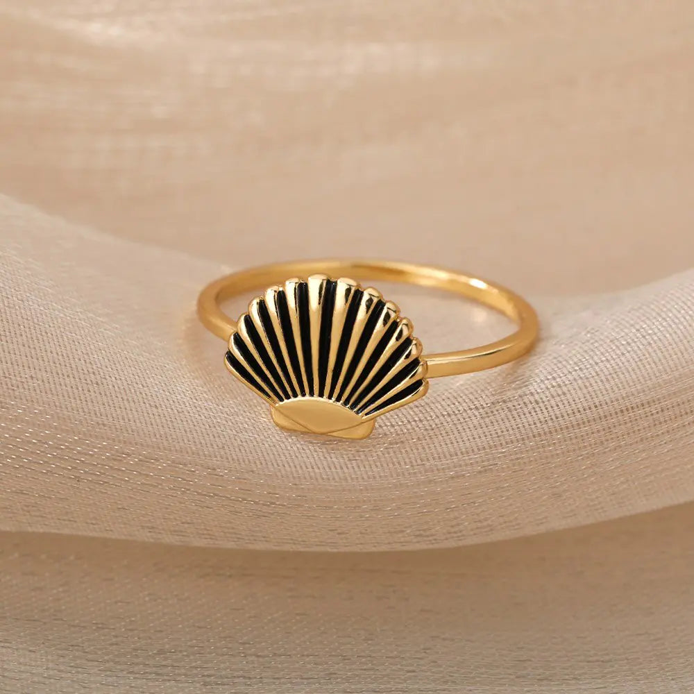 Vintage Shell Rings | Resort & Beachwear Style Jewellery | Rezortly