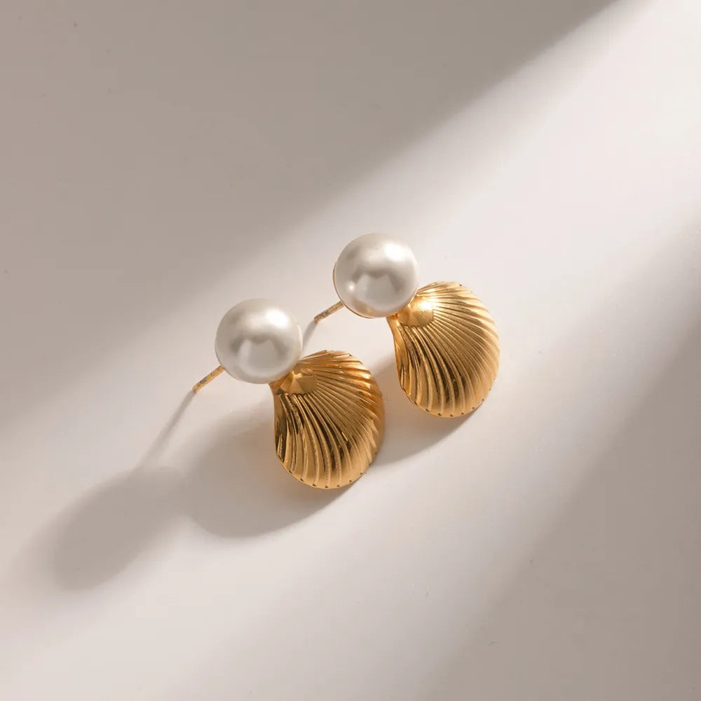 Clamshell Pearl 18K Gold-Plated Stud Earrings | Rezortly