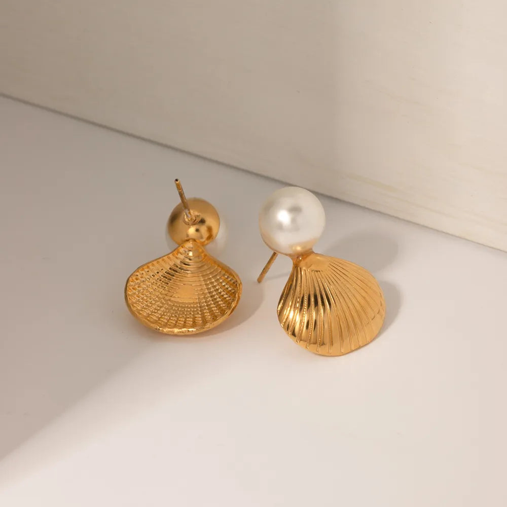 Clamshell Pearl 18K Gold-Plated Stud Earrings | Rezortly