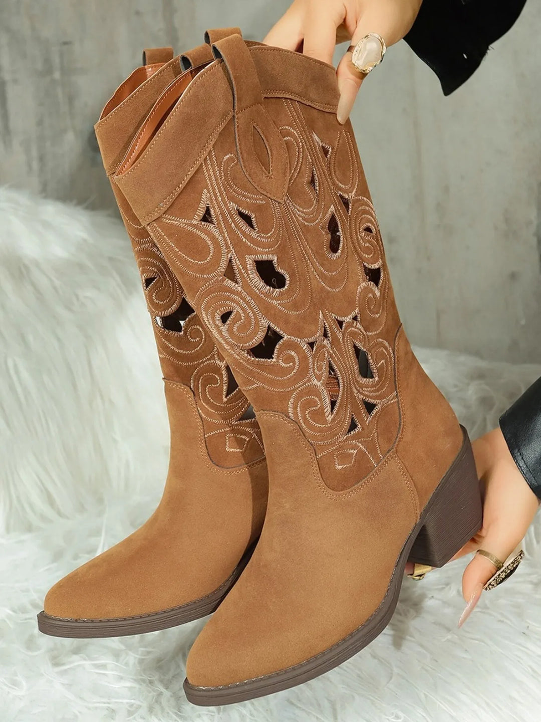 Eva Outback Country Western Cowboy Boots - Tan Suede  | Rezortly