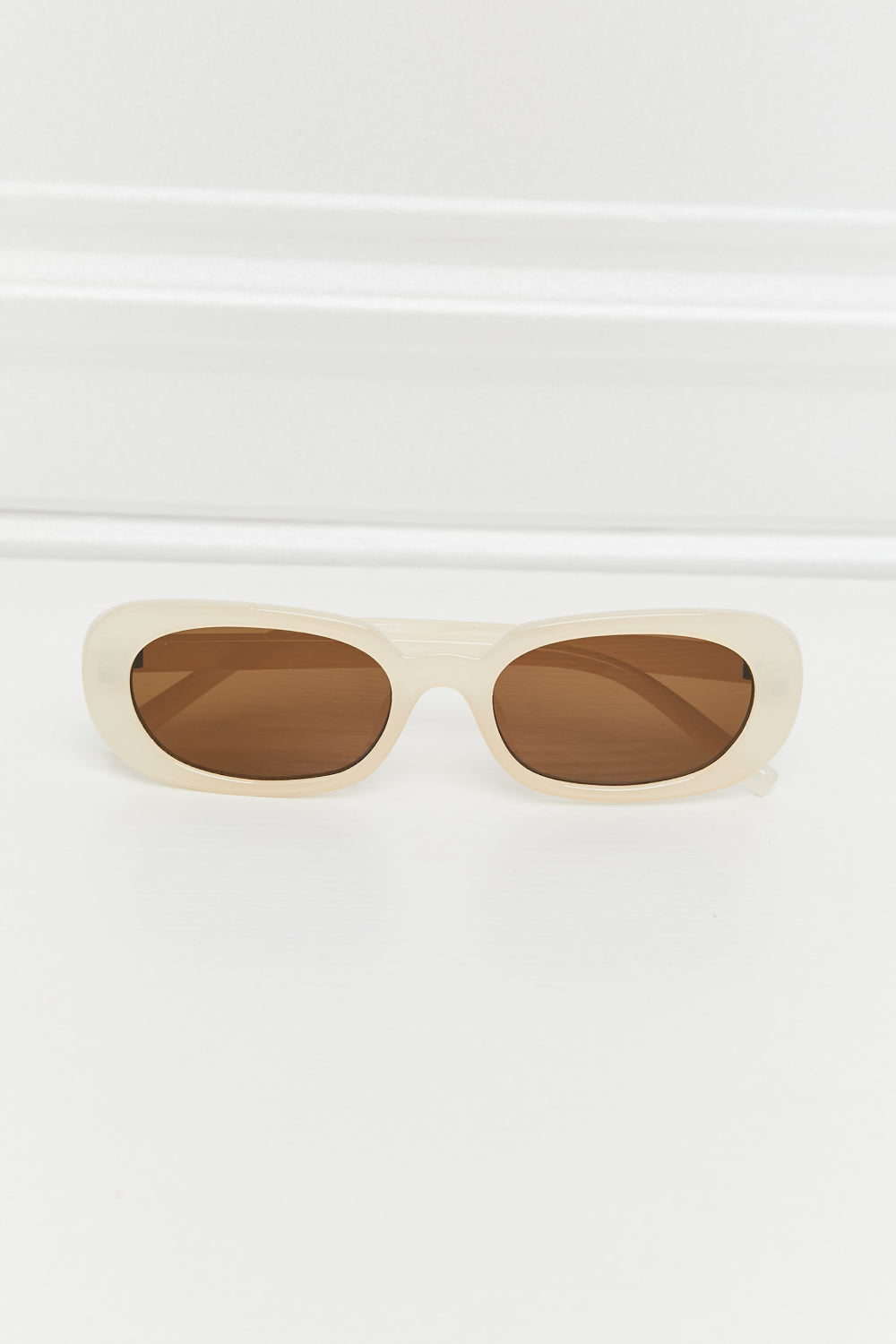 Eva Oval Full Rim UV400 Sunglasses Natural Cream | Rezortly