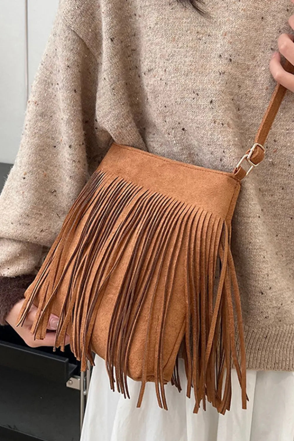 Eva Suede Fringe Crossbody Bag - Tan | Rezortly