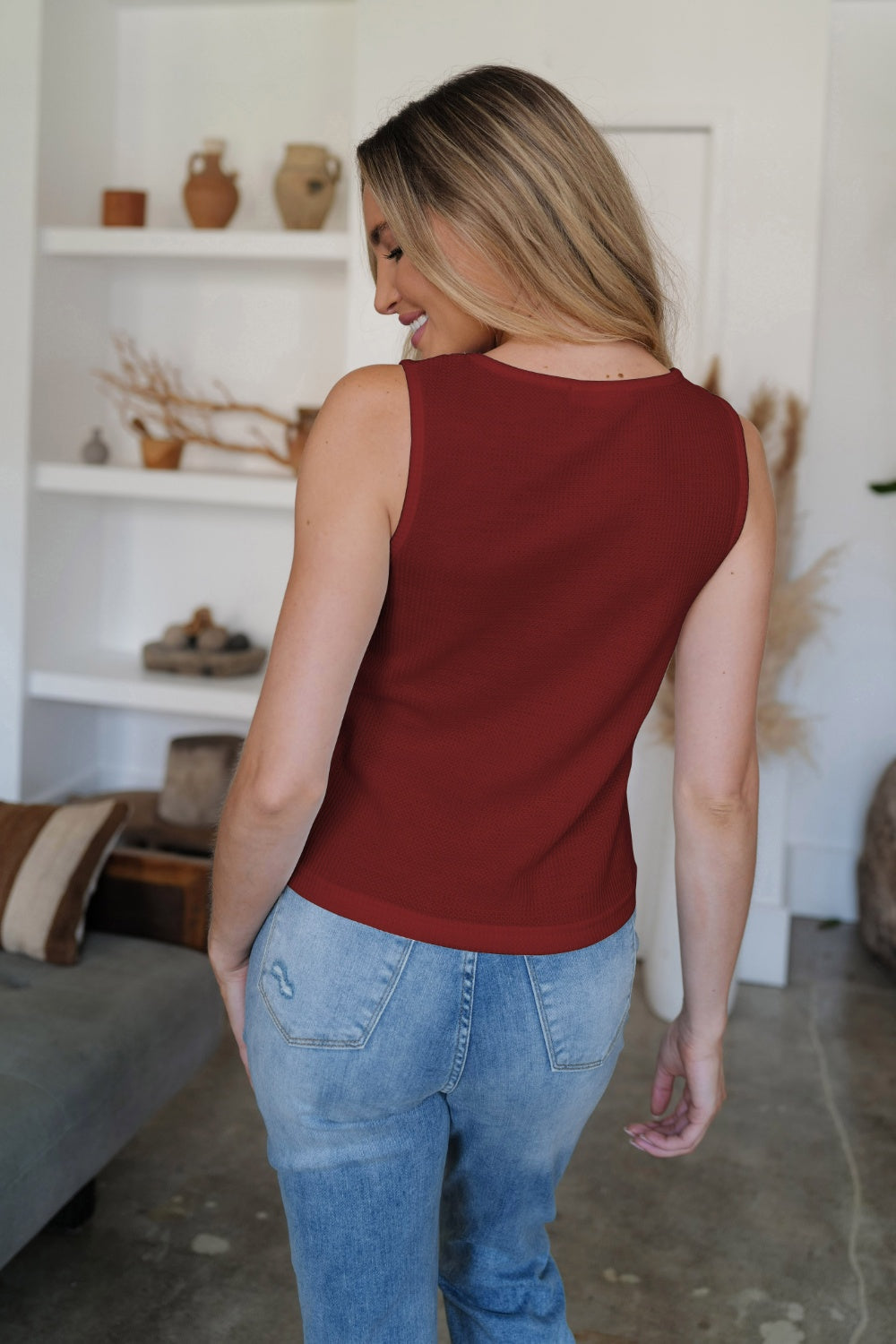 Mia Scoop Neck Wide Strap Tank - Maroon - S-2XL | Rezortly