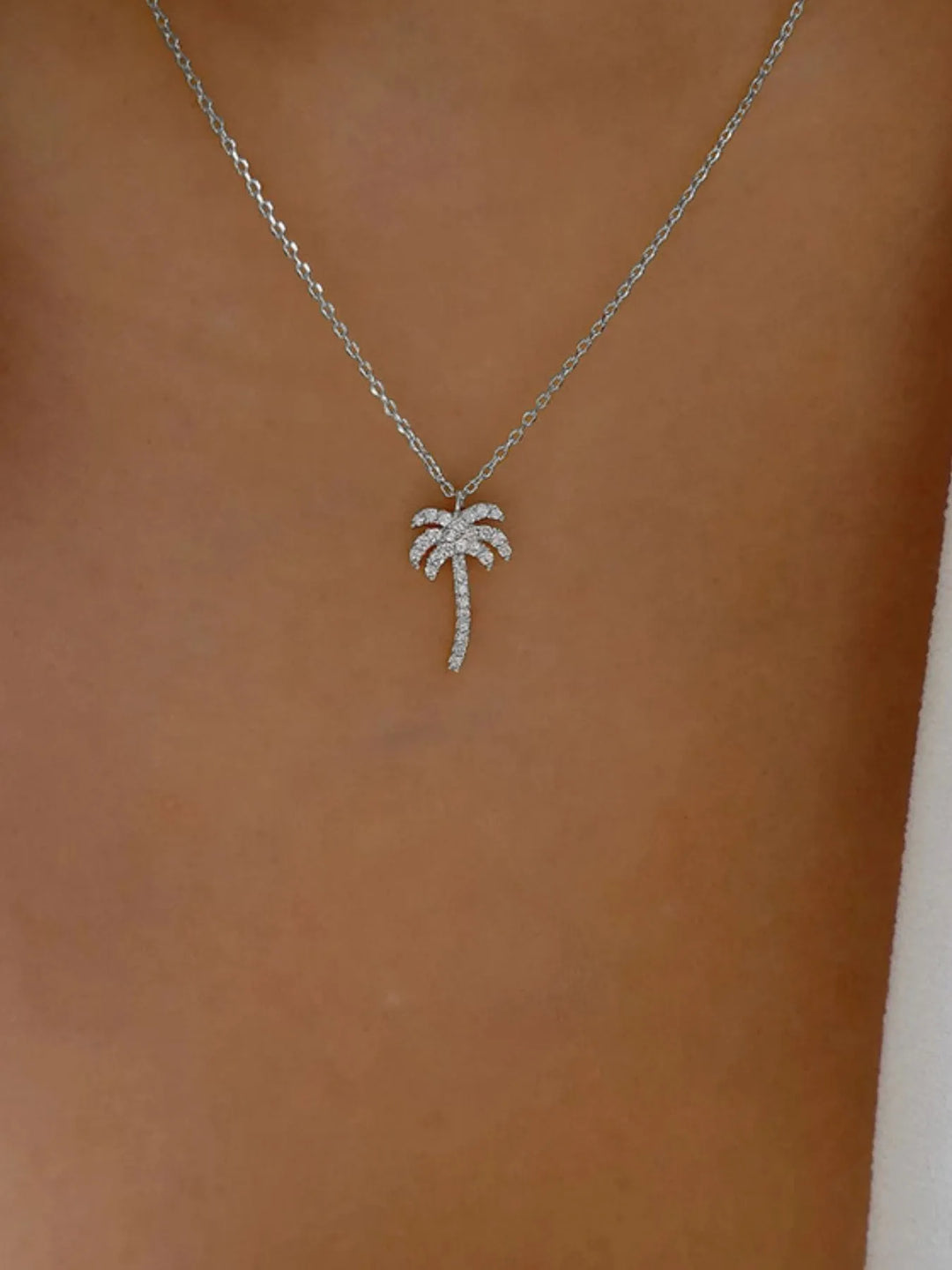 Rezortly Palm Tree Zirconia Pendant Necklace - Silver | Rezortly